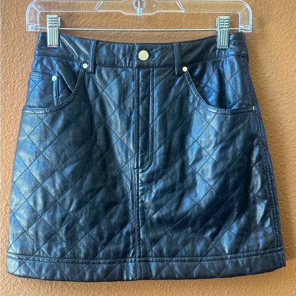 Cami NYC Black “Macy” Quilted Faux Leather Mini Skirt Size 2 New Without Tags! - Picture 8 of 10